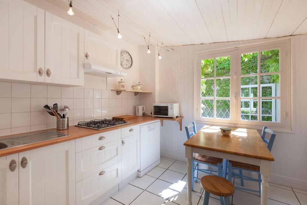 Les Bleuets Holiday home